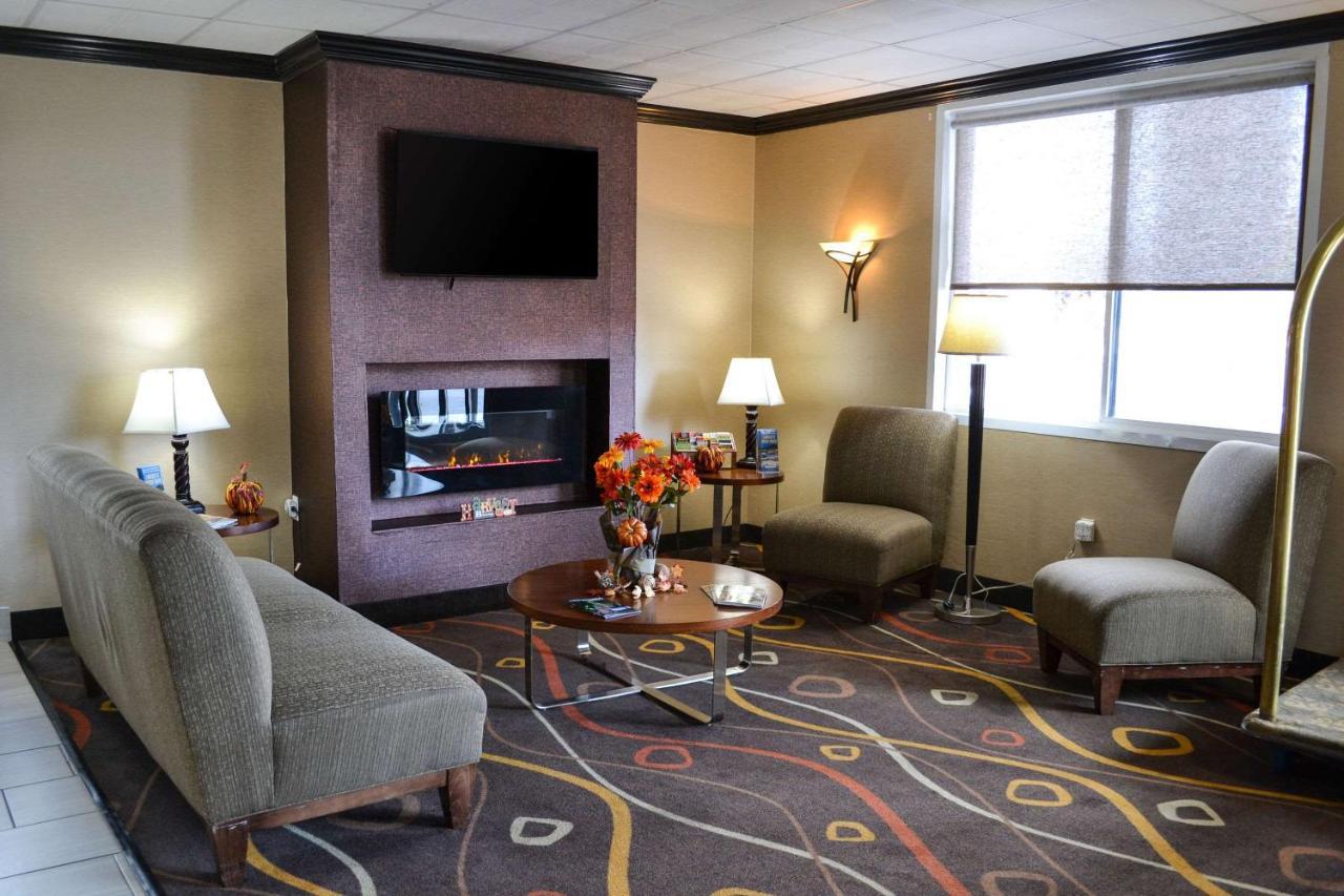 Baymont By Wyndham Scranton Dunmore Extérieur photo