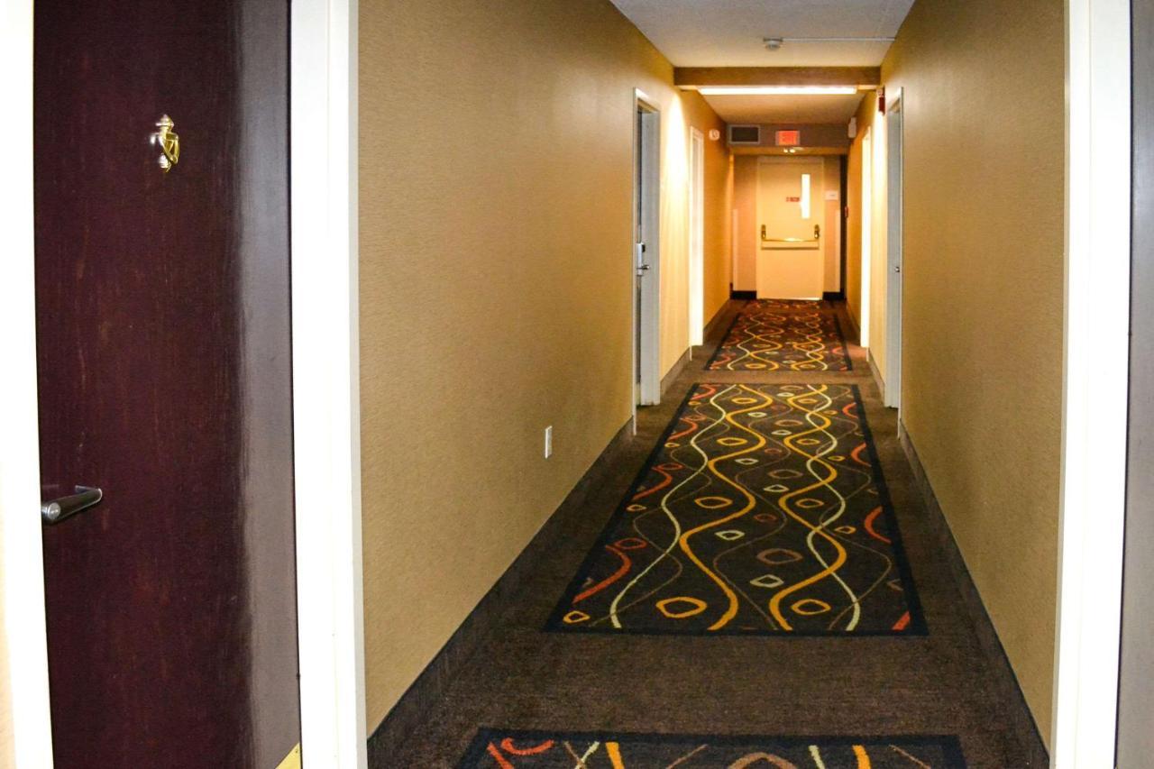 Baymont By Wyndham Scranton Dunmore Extérieur photo