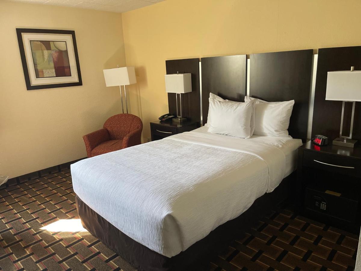 Baymont By Wyndham Scranton Dunmore Extérieur photo