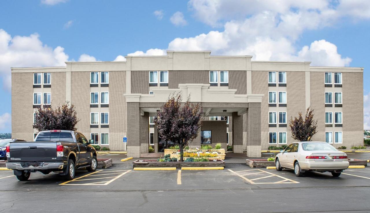 Baymont By Wyndham Scranton Dunmore Extérieur photo