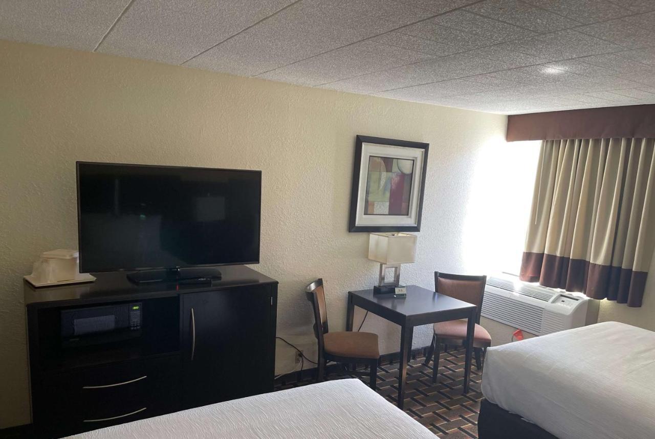Baymont By Wyndham Scranton Dunmore Extérieur photo