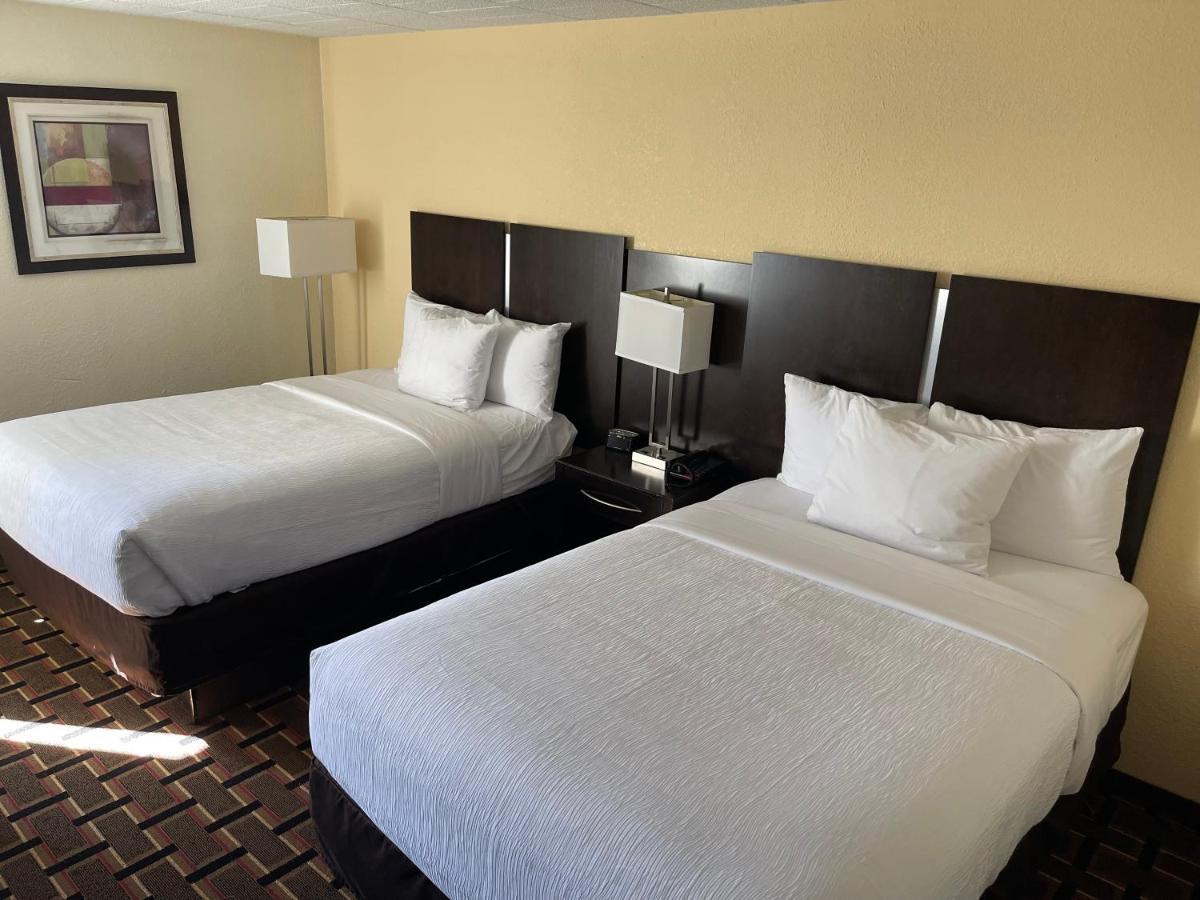Baymont By Wyndham Scranton Dunmore Extérieur photo