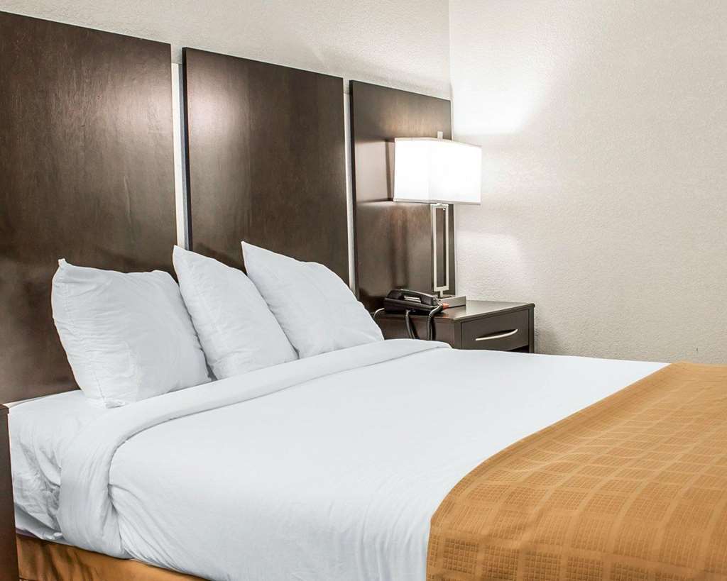 Baymont By Wyndham Scranton Dunmore Chambre photo