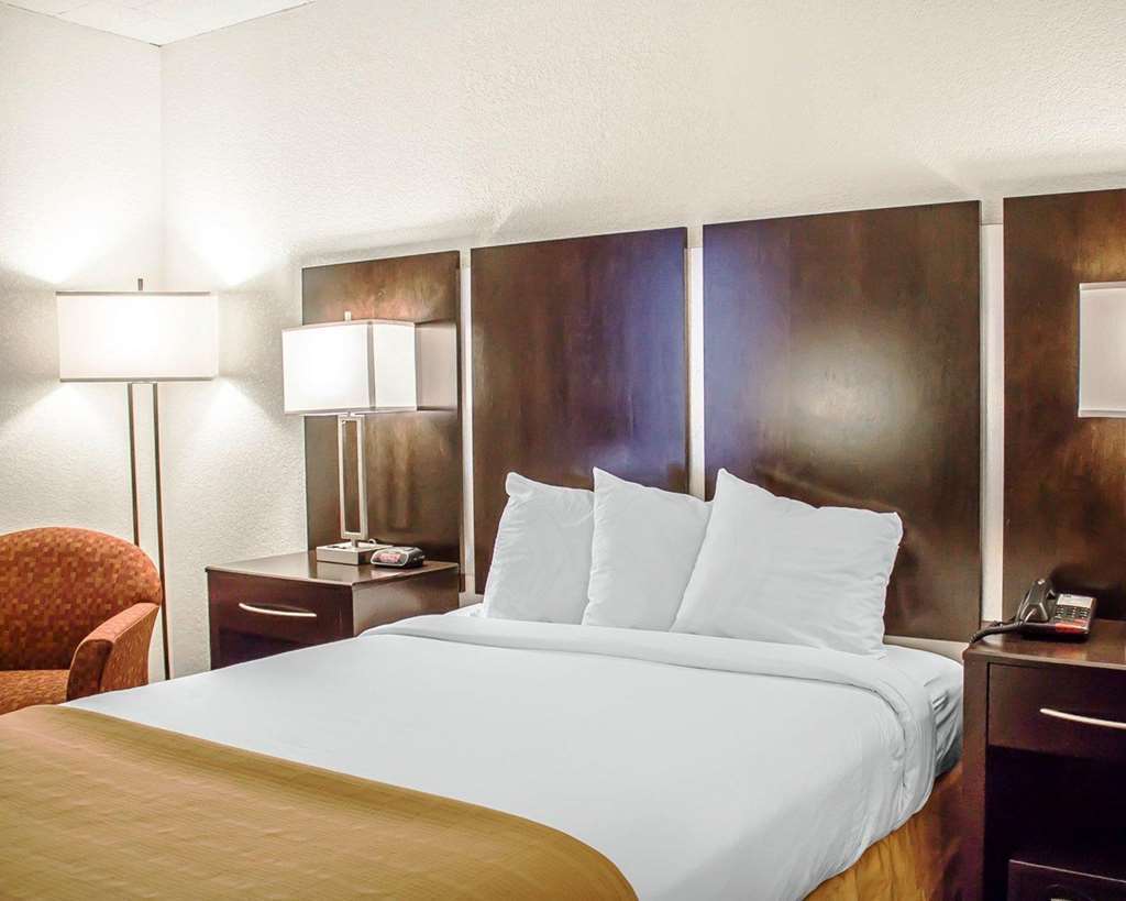Baymont By Wyndham Scranton Dunmore Chambre photo